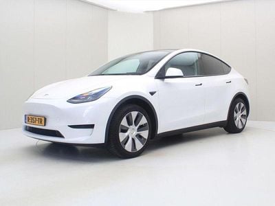 Gebraucht Tesla Model Y Standard Range 250 kW (341 PS) 2022 Weiß SUV