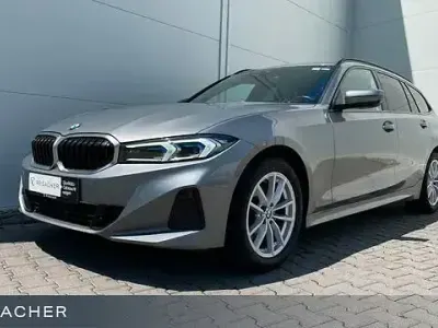 Gebraucht BMW 320 Sport Line 190 PS (139 kW) 2024 Skyscraper grau metallic Kombi