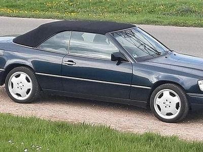 Brugt Mercedes E200 136 HK (100 kW) 1997 Sort Cabriolet