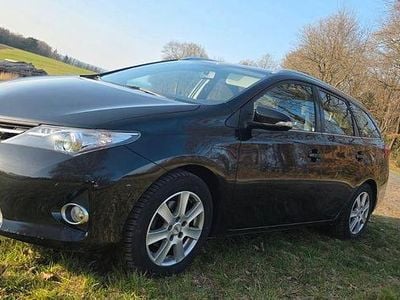 Gebraucht Toyota Auris Touring Sports 132 PS (97 kW) 2014 Schwarz Kombi