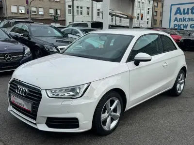 Gebraucht Audi A1 Design 95 PS (69 kW) 2017 Weiß Kleinwagen