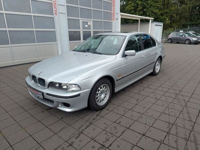 Gebraucht BMW 520 150 PS (110 kW) 2000 Silber Limousine