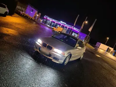 Gebraucht BMW 330 M Sport 231 PS (169 kW) 2001 Silber Coupé
