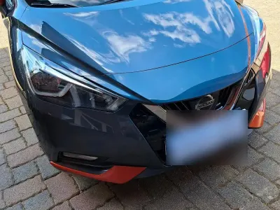 Gebraucht Nissan Micra Tekna 90 PS (66 kW) 2017 Grau Kleinwagen