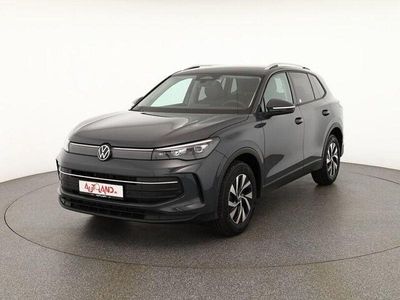 Grau Gebraucht 2024 VW Tiguan SUV | 38.890 € (Fairer Preis)