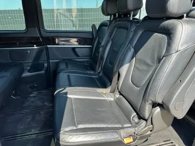 Gebraucht Mercedes V200 Avantgarde 190 PS (139 kW) 2019 Schwarz Van / Kleinbus