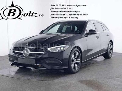 Obsidianschwarz Gebraucht 2023 Mercedes C200 Avantgarde Kombi | 38.800 €