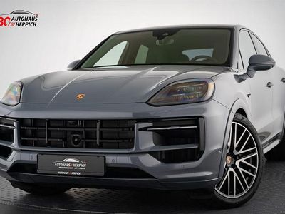 Grau Neu 2025 Porsche Cayenne SUV | 149.830 € (Etwas zu teuer)
