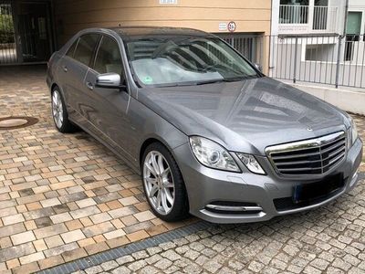 gebraucht Mercedes E350 CDI 4Matic Avantgarde Vollausstattung