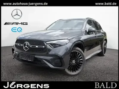 Gebraucht Mercedes GLC300 AMG 204 PS (150 kW) 2025 Grau metalliclack graphitgrau SUV