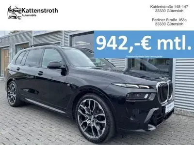 Gebraucht BMW X7 M Sport 381 PS (280 kW) 2024 Saphirschwarz (metallic) SUV