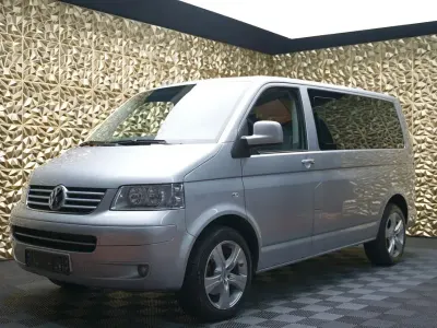 Gebraucht VW Caravelle 131 PS (96 kW) 2006 Silber Van