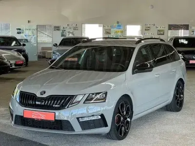 Gebraucht Skoda Octavia RS 184 PS (135 kW) 2020 Seda steel/steel grau Kombi
