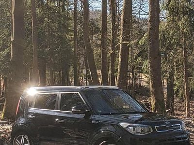 Second-hand Kia Soul 132 CP (97 kW) 2014 Negru SUV