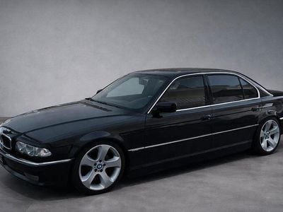 Second-hand BMW 740 286 CP (210 kW) 1995 Negru Berlinǎ