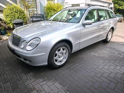 Mercedes 220
