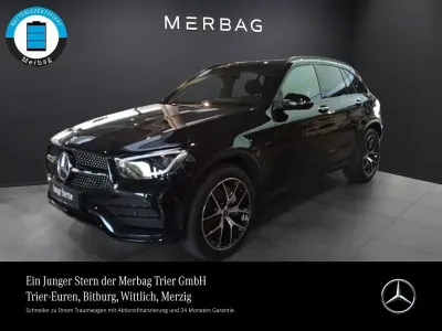 Gebraucht Mercedes GLC300e 194 PS (142 kW) 2021 Schwarz SUV