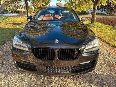 BMW 750