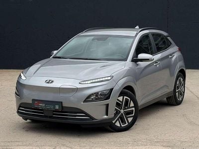 Gebraucht Hyundai Kona Select 100 kW (136 PS) 2023 Silber SUV