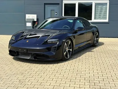 Usata Porsche Taycan Turbo 500 kW (680 CV) 2022 Nero Berlina