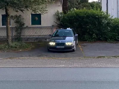 Gebraucht BMW 318 118 PS (86 kW) 1999 Andere farben Coupé