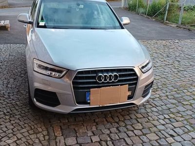 gebraucht Audi Q3 2.0 TDI sport