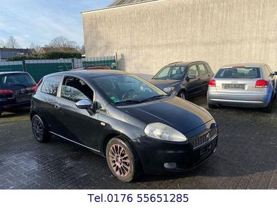 Gebraucht Fiat Grande Punto 77 PS (56 kW) 2009 Schwarz Kleinwagen