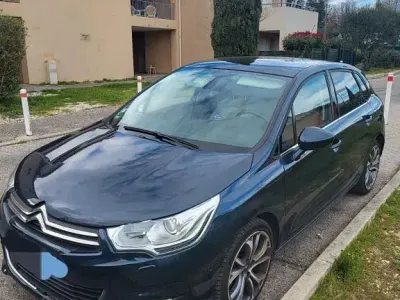 Gebraucht Citroën C4 PureTech 110 PS (80 kW) 2015 Blau Limousine