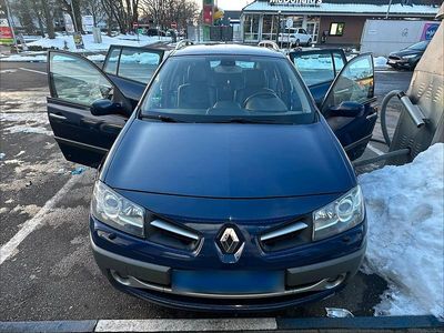 Gebraucht Renault Mégane GrandTour 136 PS (100 kW) 2009 Blau Kombi