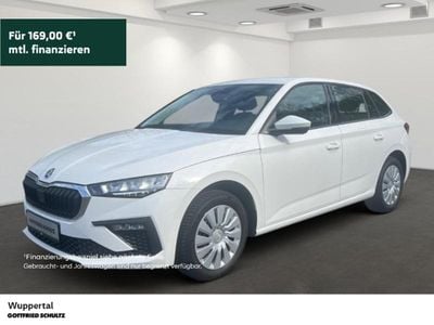 Gebraucht Skoda Scala Essence 95 PS (69 kW) 2024 Weiss Kleinwagen