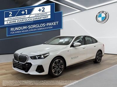 Gebraucht BMW 520 M Sport 197 PS (144 kW) 2025 Schwarz Kombi