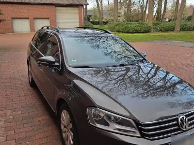 Gebraucht VW Passat 140 PS (102 kW) 2014 Braun Kombi