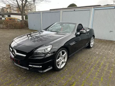 Second-hand Mercedes SLK200