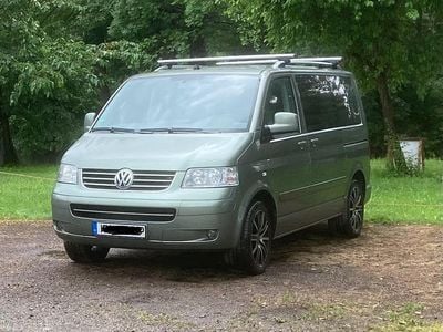 Gebraucht VW Multivan Highline 174 PS (127 kW) 2007 Grün Van