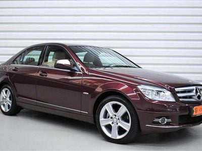 Rot Gebraucht 2007 Mercedes C200 Avantgarde Limousine | 15.990 €