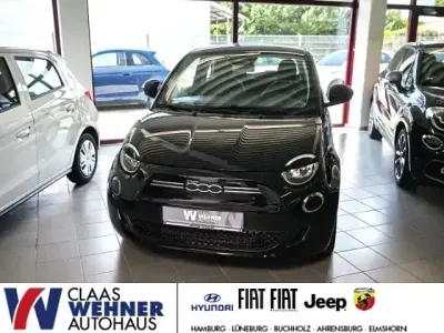 Usata Fiat 500e Action 69 kW (95 CV) 2022 Nero Utilitaria