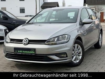 Second-hand VW Golf VII Trendline 110 CP (80 kW) 2017 Argintiu Berlinǎ