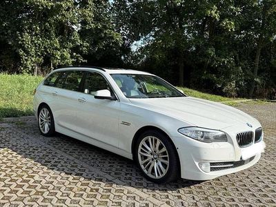 Gebraucht BMW 520 2010 Weiß Kombi