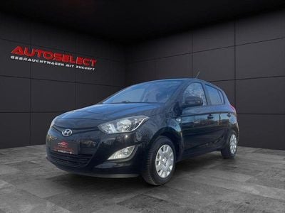 Gebraucht Hyundai i20 Edition 86 PS (63 kW) 2012 Schwarz Kleinwagen