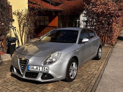 Gebraucht Alfa Romeo Giulietta Turismo 120 PS (88 kW) 2013 Silber Kleinwagen