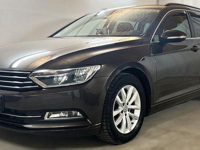 Gebraucht VW Passat Comfortline 150 PS (110 kW) 2015 Schwarz Kombi