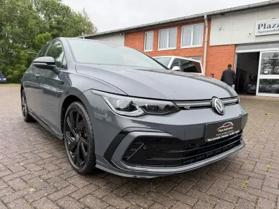 Gebraucht VW Golf VIII R-line 150 PS (110 kW) 2024 Grau Limousine