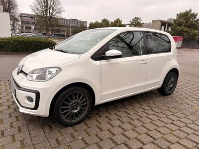 Weiß Gebraucht 2017 VW up! move up! Kleinwagen | 7.900 € (Fairer Preis)