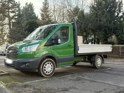 Gebraucht Ford Transit 131 PS (96 kW) 2019 Grün Van