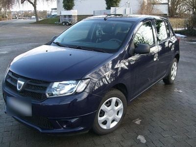 Usata Dacia Sandero Ambiance 72 CV (52 kW) 2013 Blu Berlina