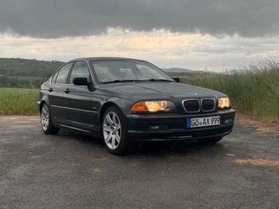 BMW 323