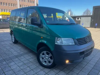 Gebraucht VW Caravelle 131 PS (96 kW) 2006 Grün Van