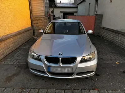 Brugt BMW 318 129 HK (94 kW) 2007 Sølv Sedan