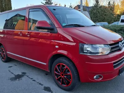 Gebraucht VW Multivan Highline 179 PS (131 kW) 2010 Rot Van / Kleinbus