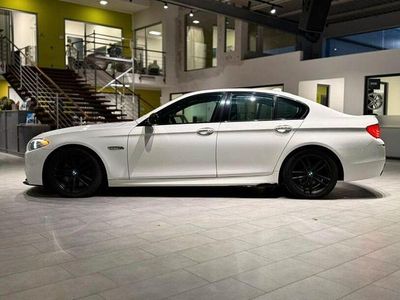 Usata BMW M550 Comfort Edition 381 CV (280 kW) 2012 Bianco Berlina
